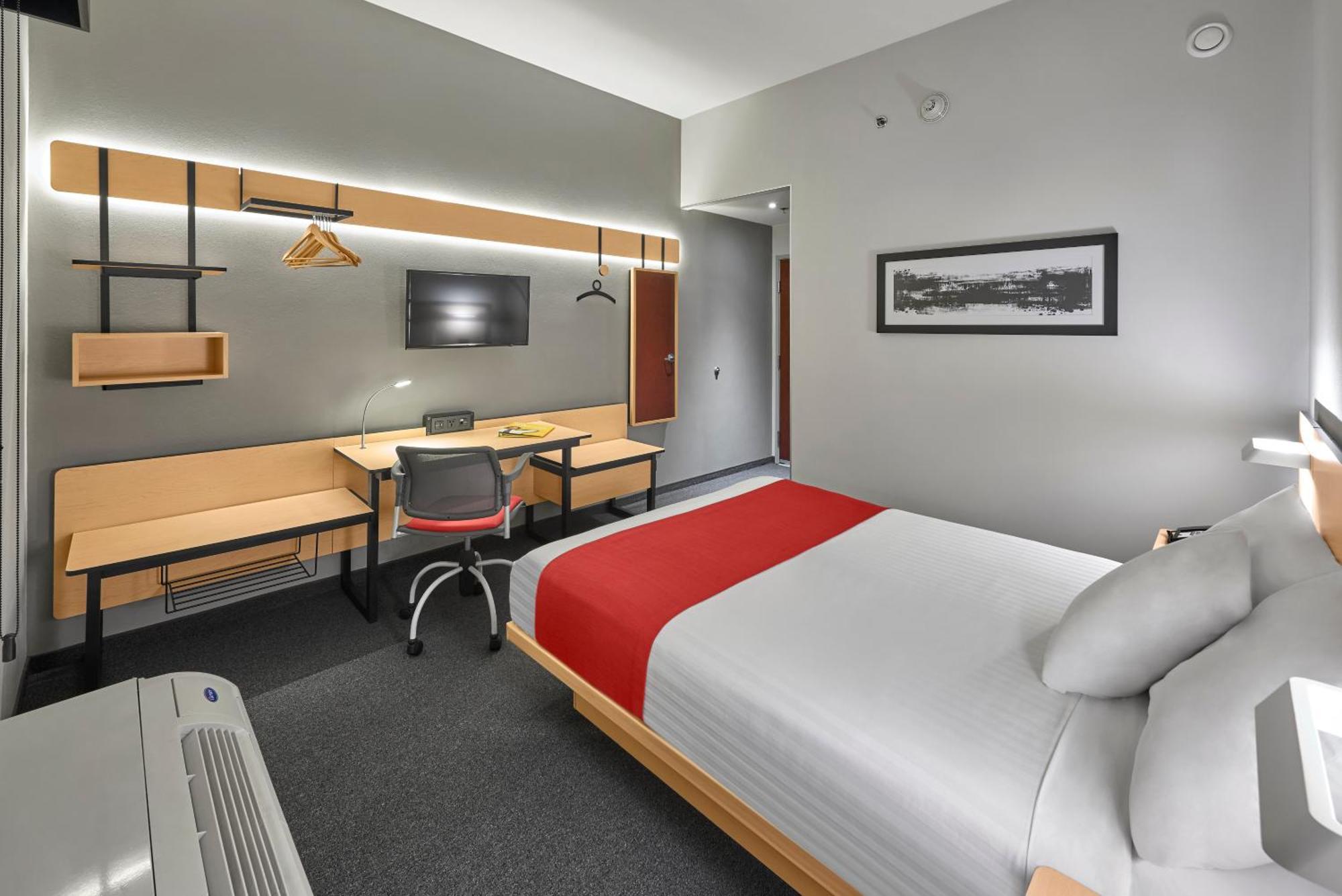 City Express By Marriott Saltillo Sur Экстерьер фото