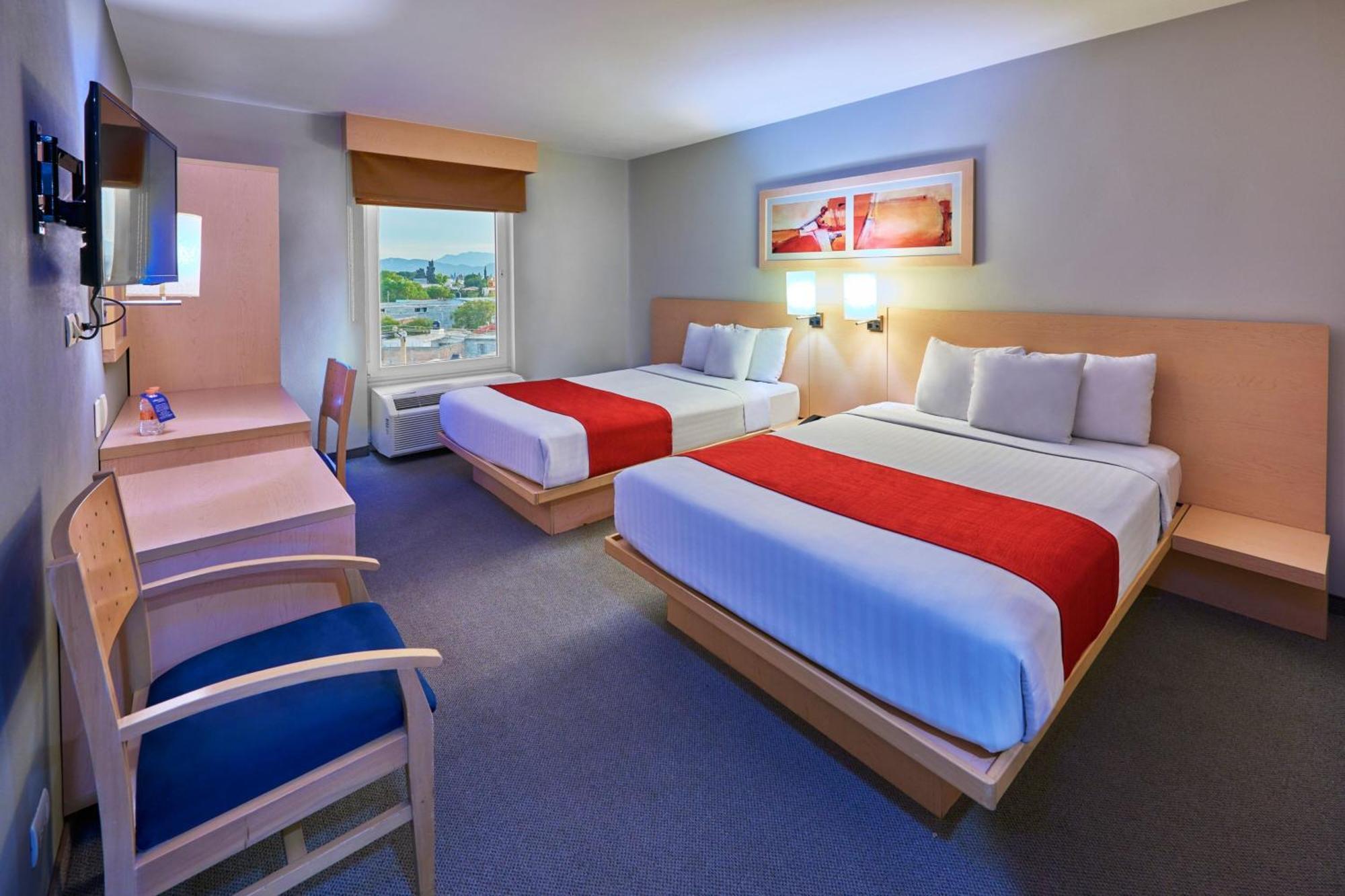City Express By Marriott Saltillo Sur Экстерьер фото